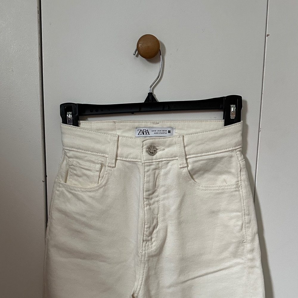 Zara Women's High Rise Cream Jeans